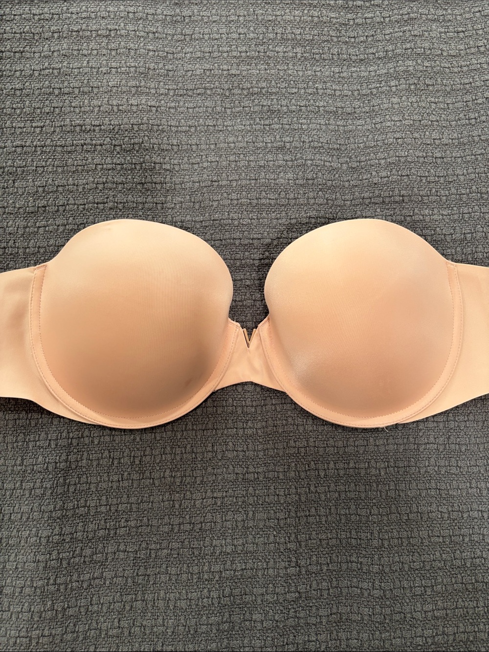 Victoria's Secret Multiway Strapless slight Push-Up Bra - Nude